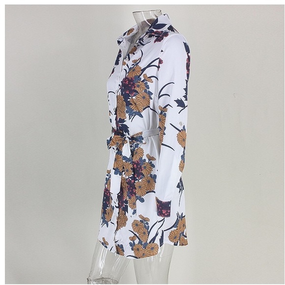 🎉 Host Pick🎉 NEW! Silk Floral Dress - Picture 4 of 8